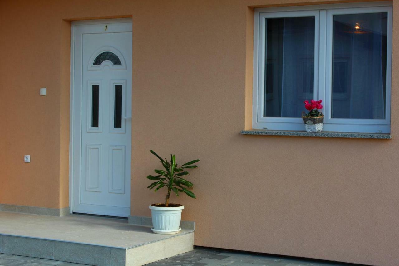 Neda Holiday House Grabovac  Ngoại thất bức ảnh